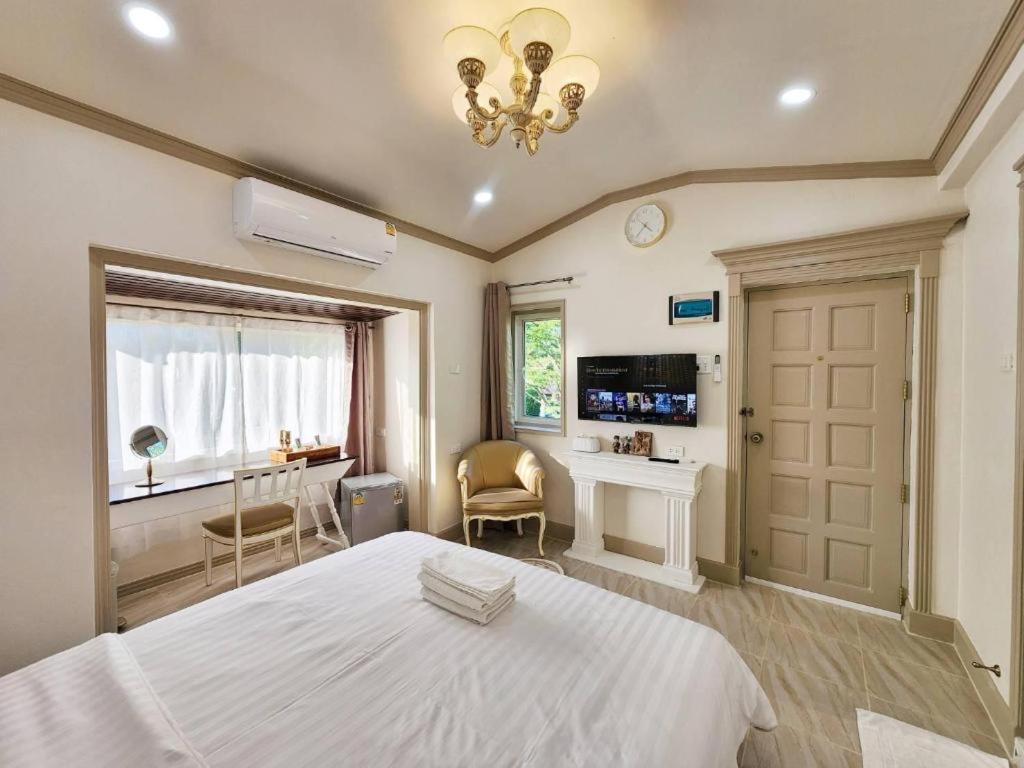 Villa Tuscany Country Resort Suan Phueng Exterior photo