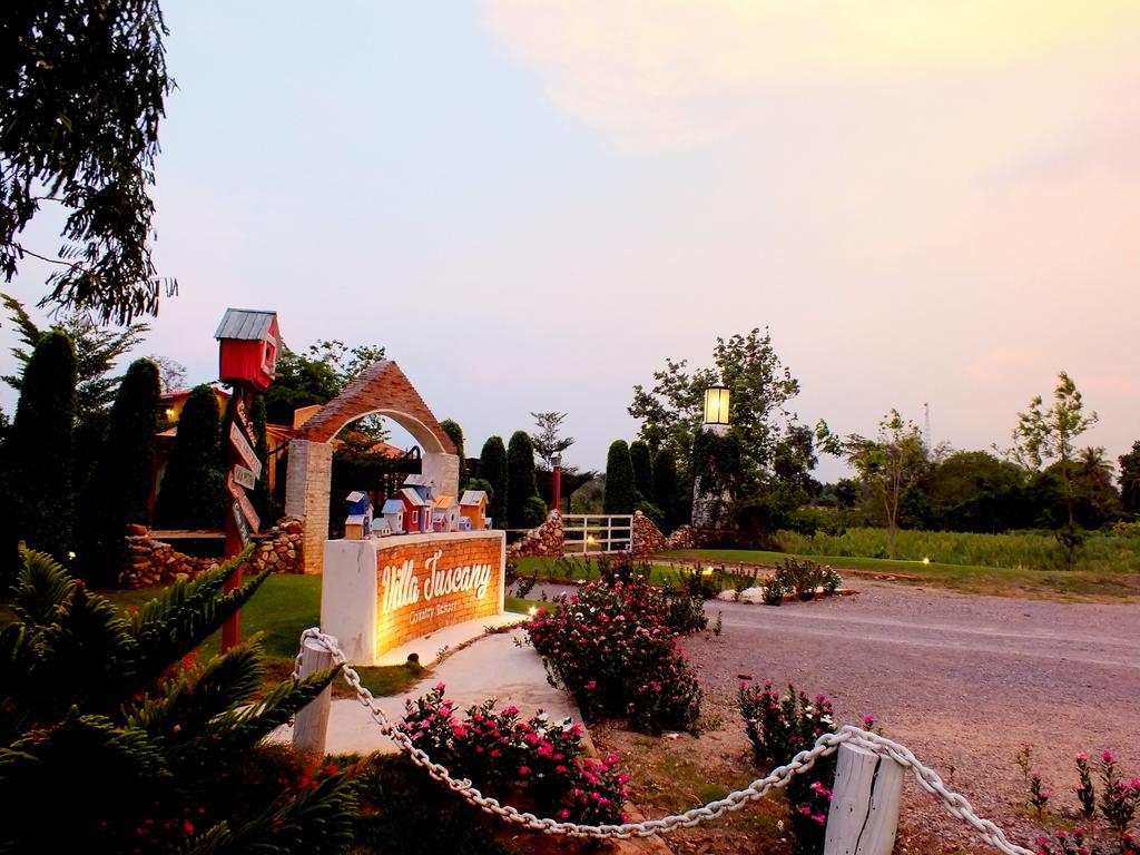 Villa Tuscany Country Resort Suan Phueng Exterior photo
